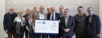 Francis Guetrot, Président du Lions club Blois Doyen, Jean- Claude Granger, Président du Lions club Blois Renaissance, et Jean-Claude Leroy, Président du Lions Club Chambord, ainsi que plusieurs accompagnants, ont été accueillis par le Pr Gérard Saillant, Président de l’Institut du Cerveau – ICM